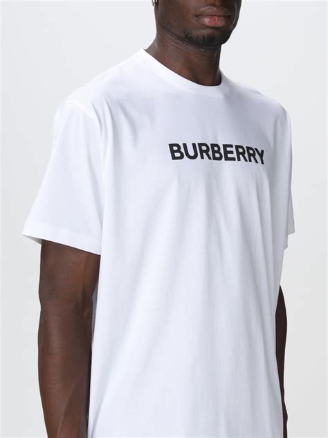 burberry 8055309|Burberry logo.